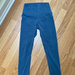 Born Primitive Inspire leggings (Barbell box), size Small, EUC